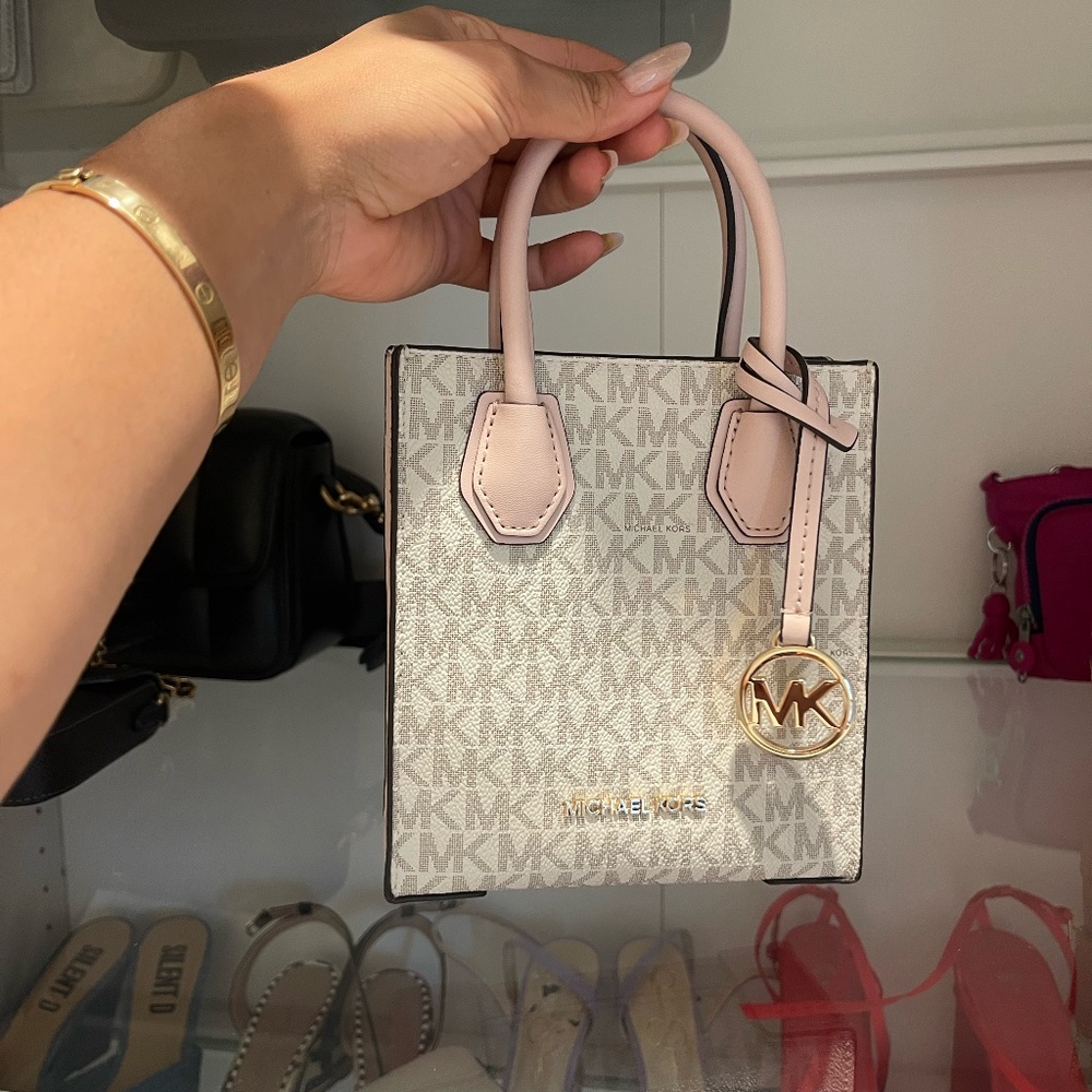MK Michael Kors Hand Bag